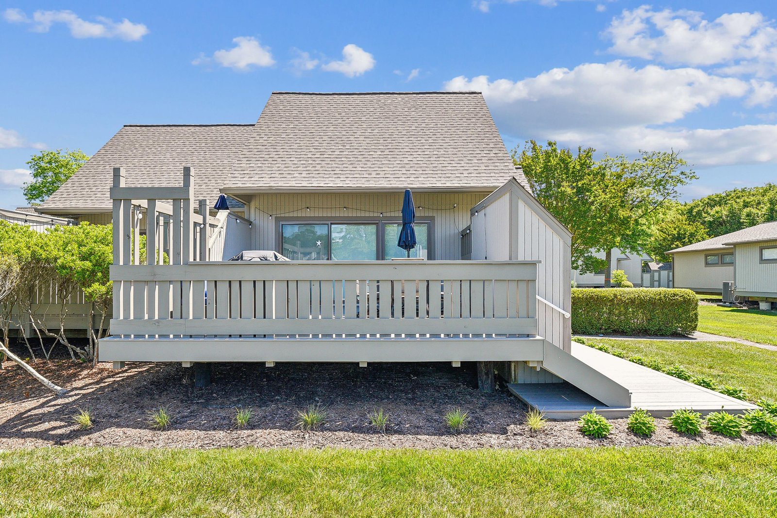 Sea Breeze Retreat