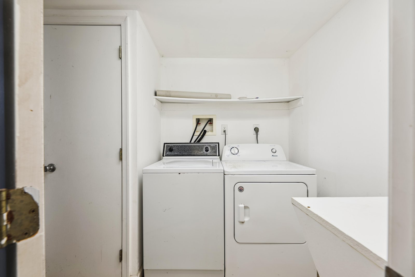 Your own in-unit washer and dryer mean convenience at your fingertips, with fresh, clean clothes anytime you need them.