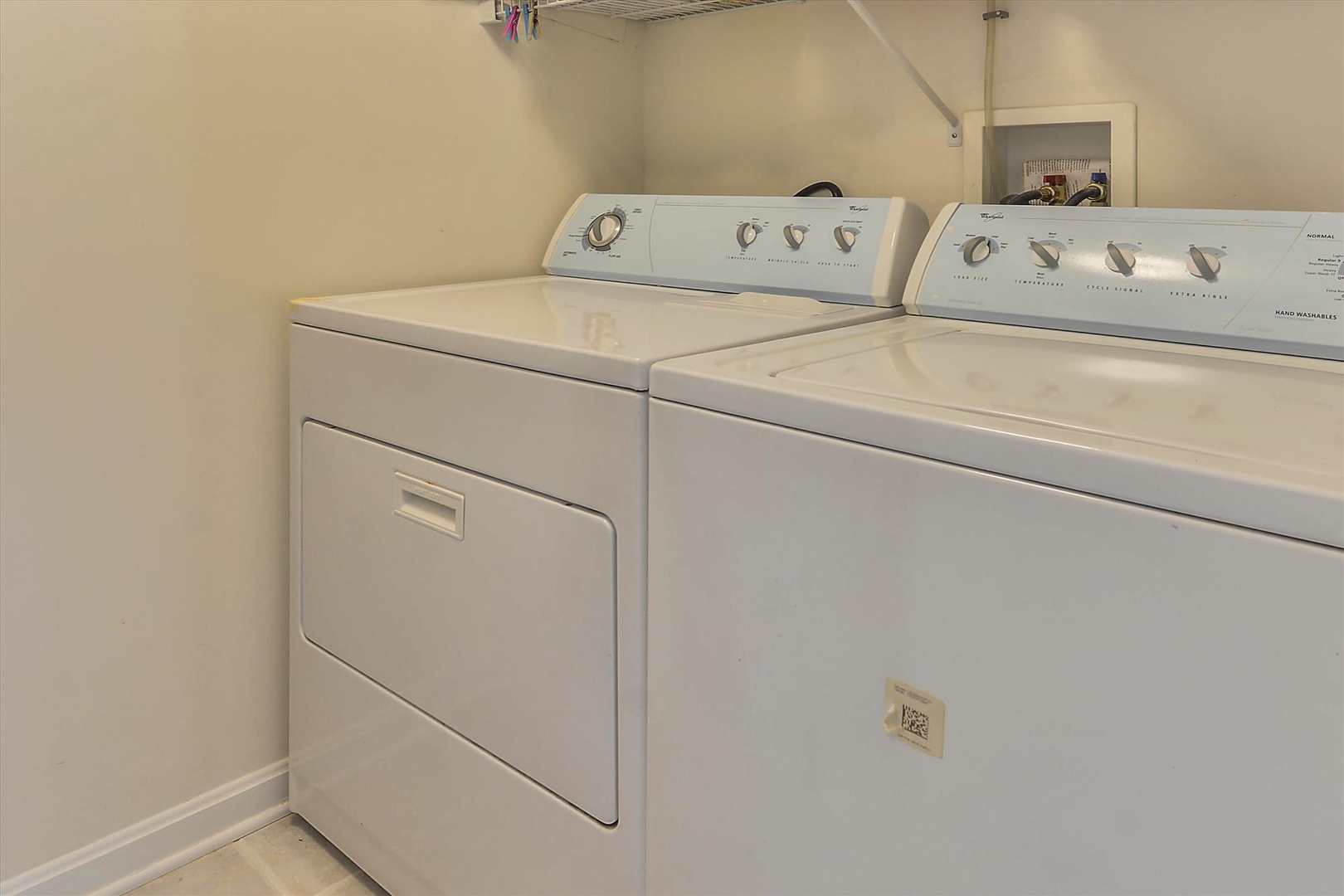 Keep your vacation wardrobe fresh and clean with this full-size washer and dryer right in your rental—no need to pack extra or hunt for a laundromat.