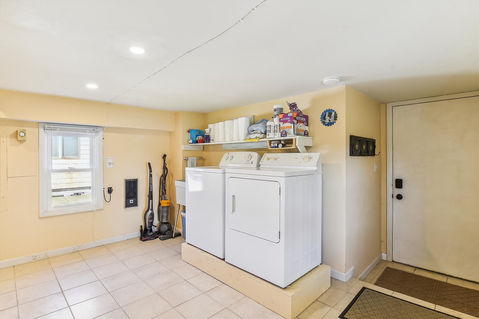 Your stay includes easy access to a bright, clean laundry room with a full-size washer and dryer, making it effortless to keep your belongings fresh throughout your visit.