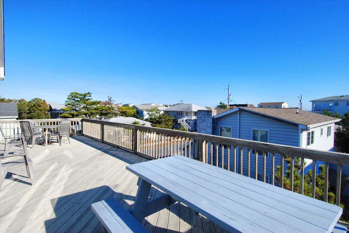 mainupper level-deck-dsc_9220