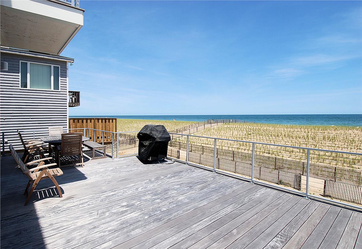 main level-deck-dsc_1476