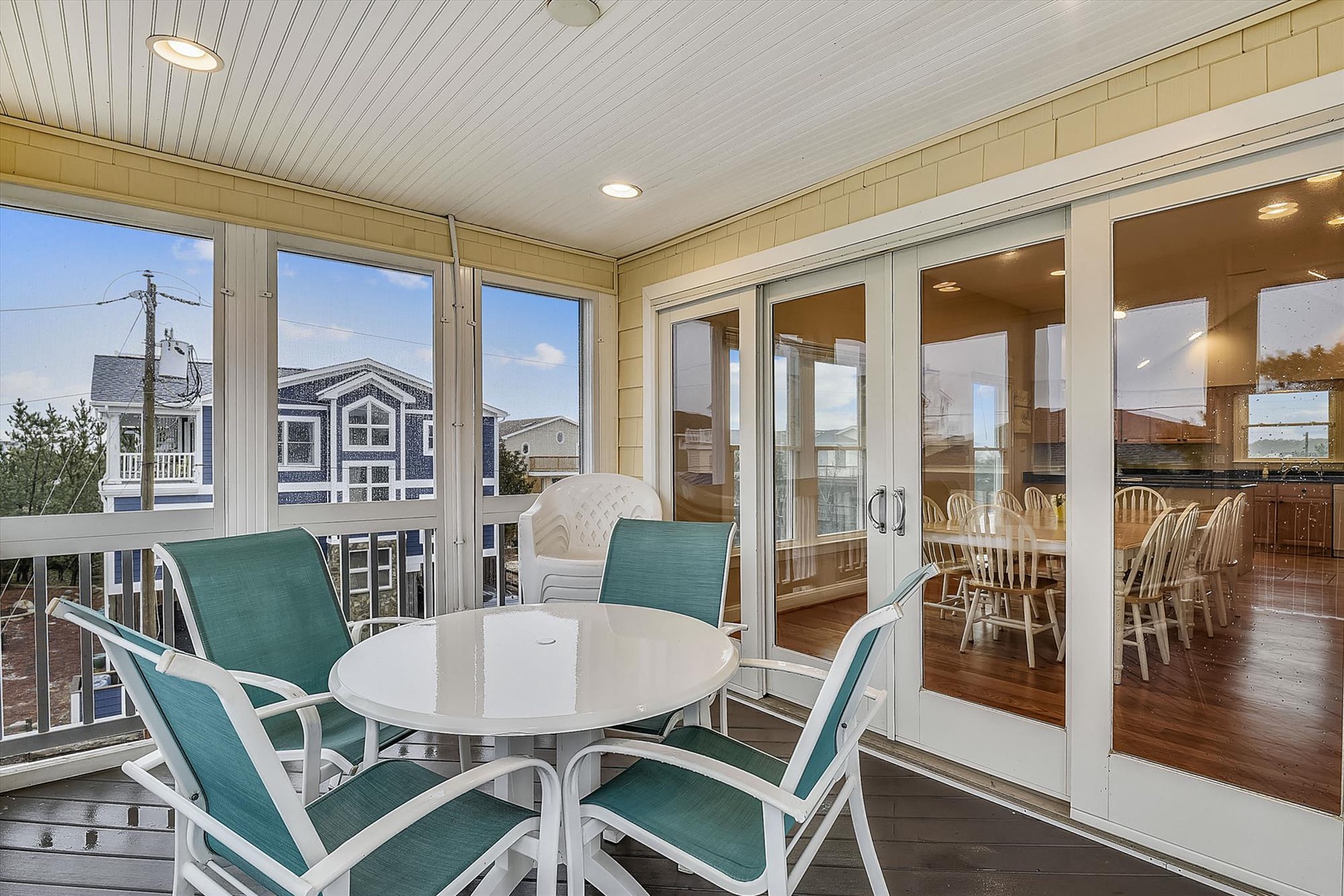 Screened Deck