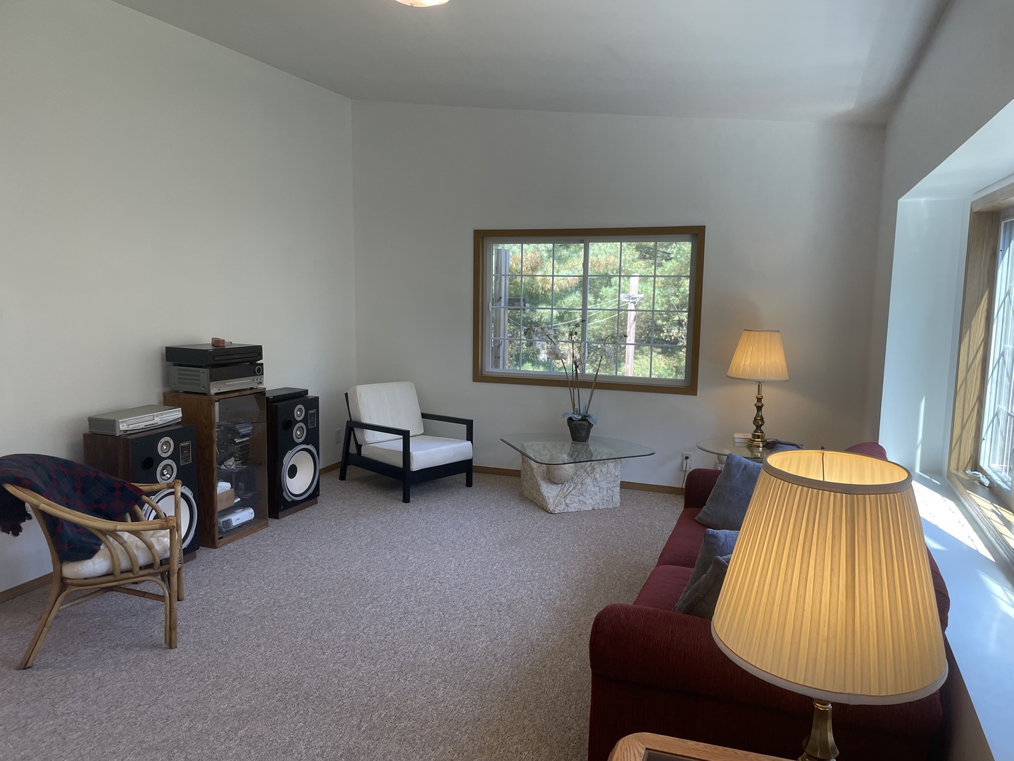 Grand Meadow Sitting Area 2