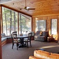Pine Cottage on Blass Lake, Lake front, Large deck, Fire pit