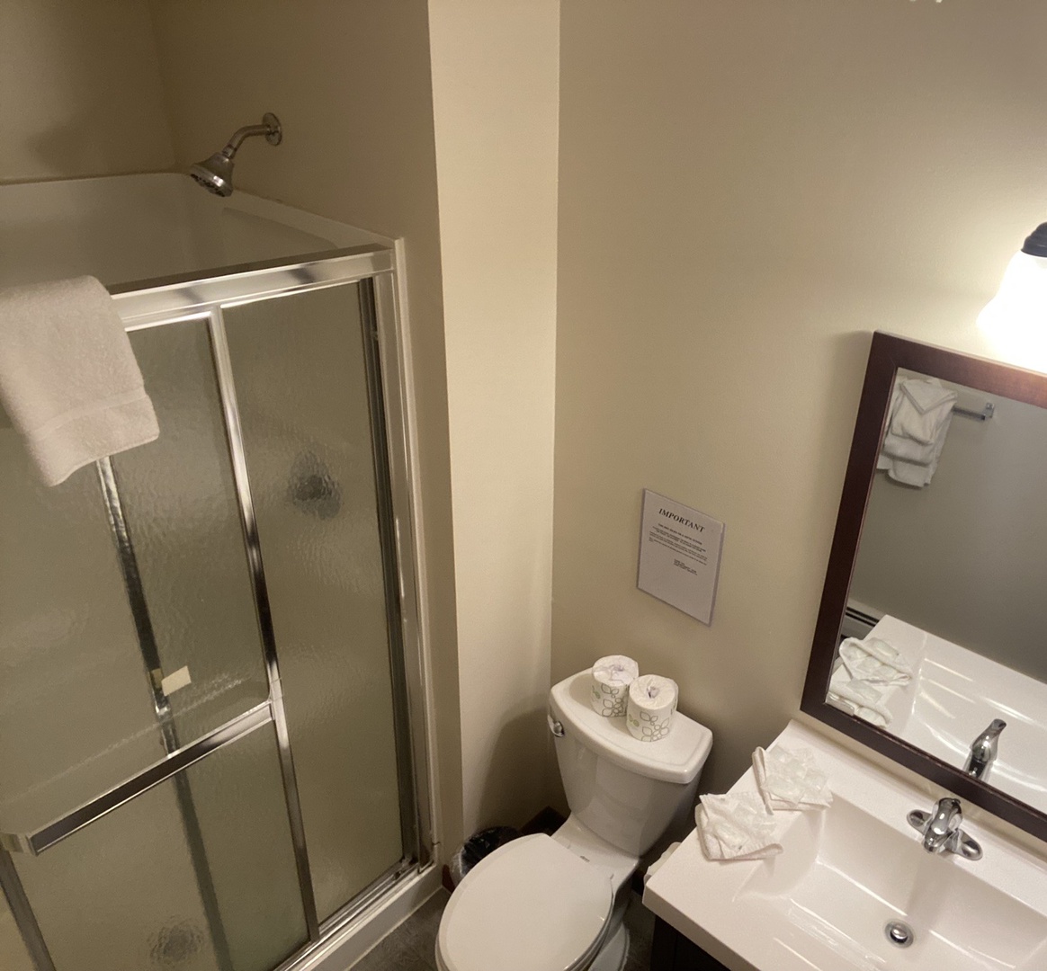 Master Ensuite Bathroom