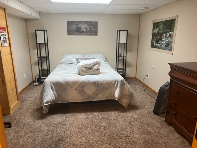 Lower Queen Bedroom