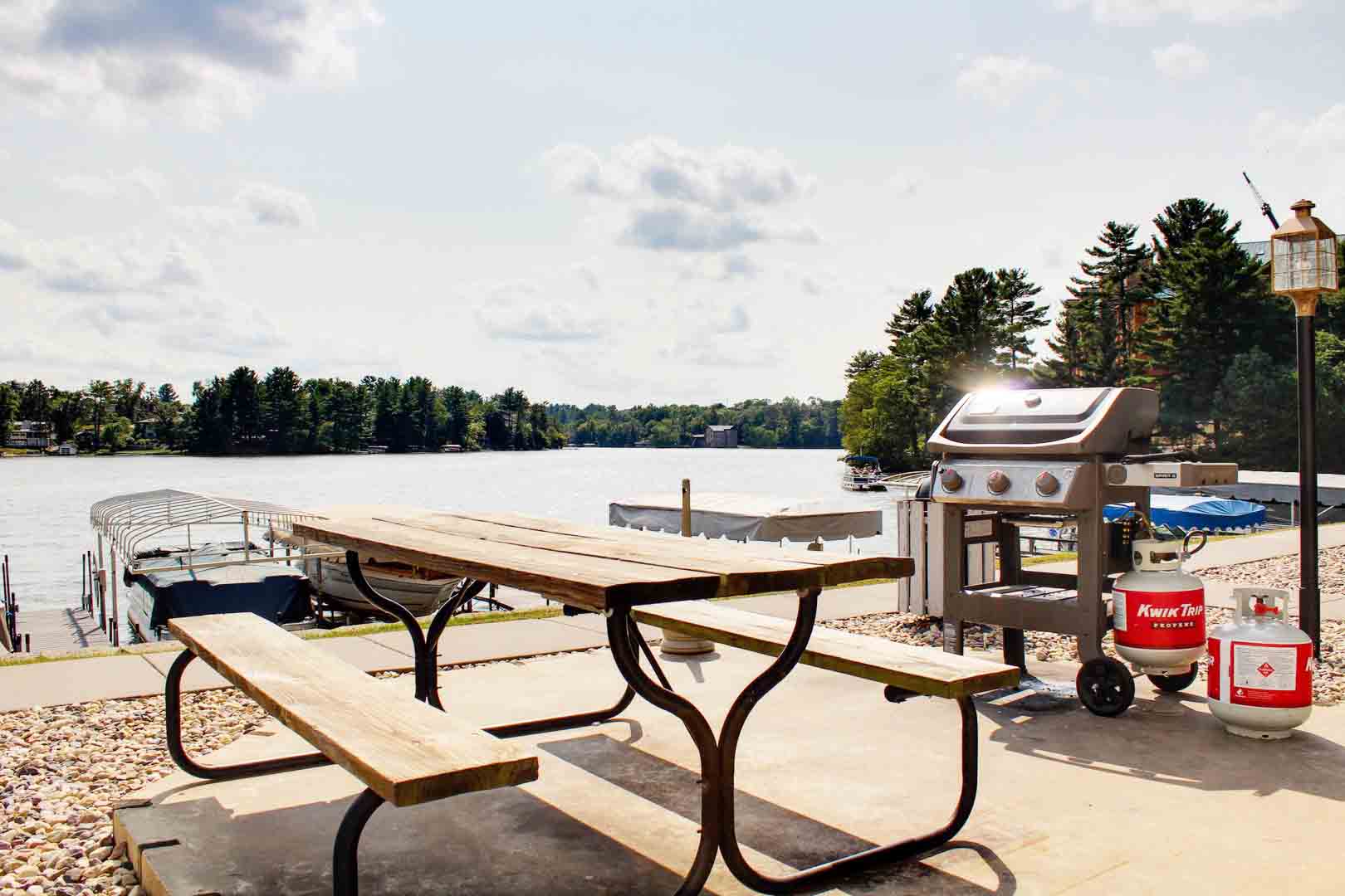 Light House Cove 205 on Lake Delton