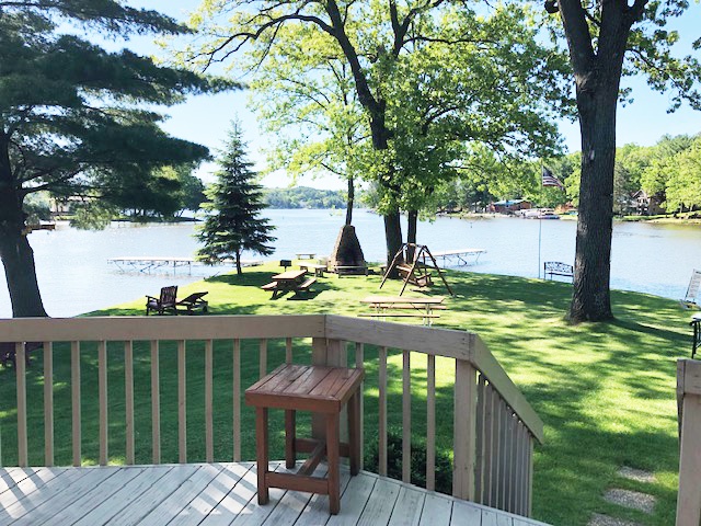 Lake Point 1050D On Lake Delton