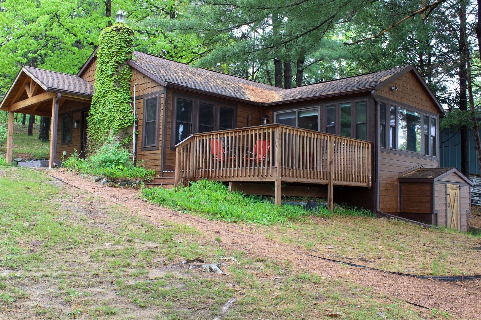 Vintage Cottage on Lake Delton