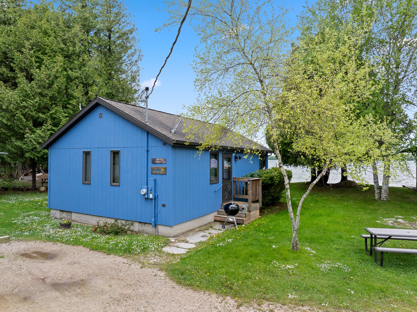 Sunset Shores Lakeside Cabin 1