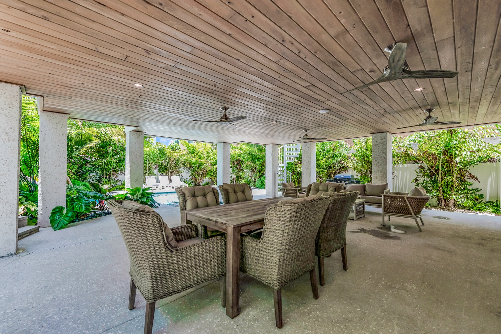 Outdoor Dining Area