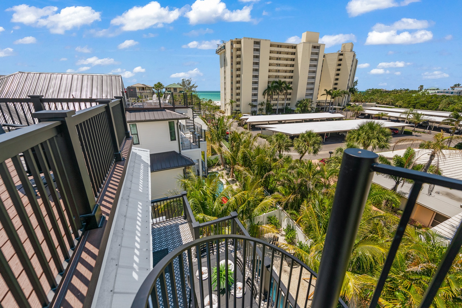 Rooftop Deck