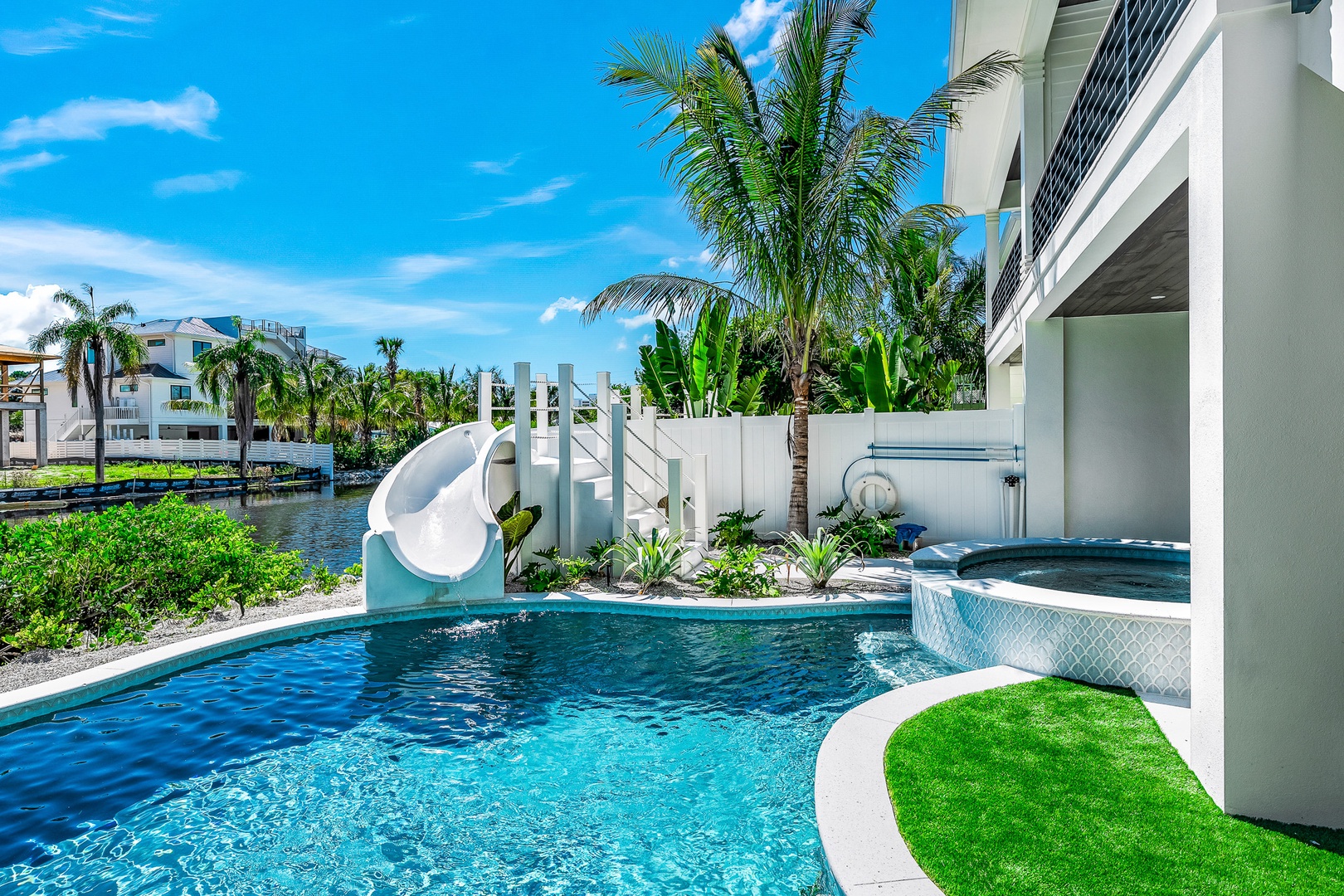 Siesta Bliss by Siesta Key Luxury Rental Properties