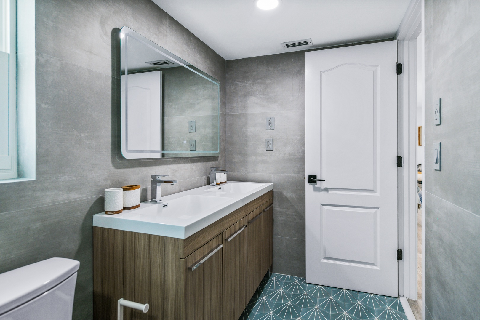 Primary Bedroom-Ensuite Bathroom