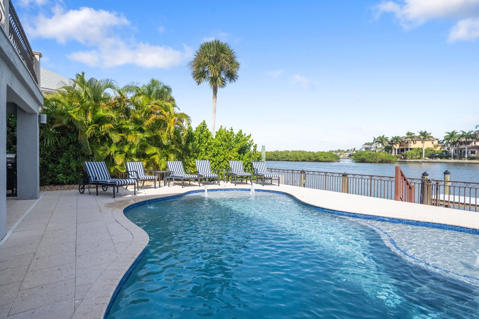 Private Pool and Spa