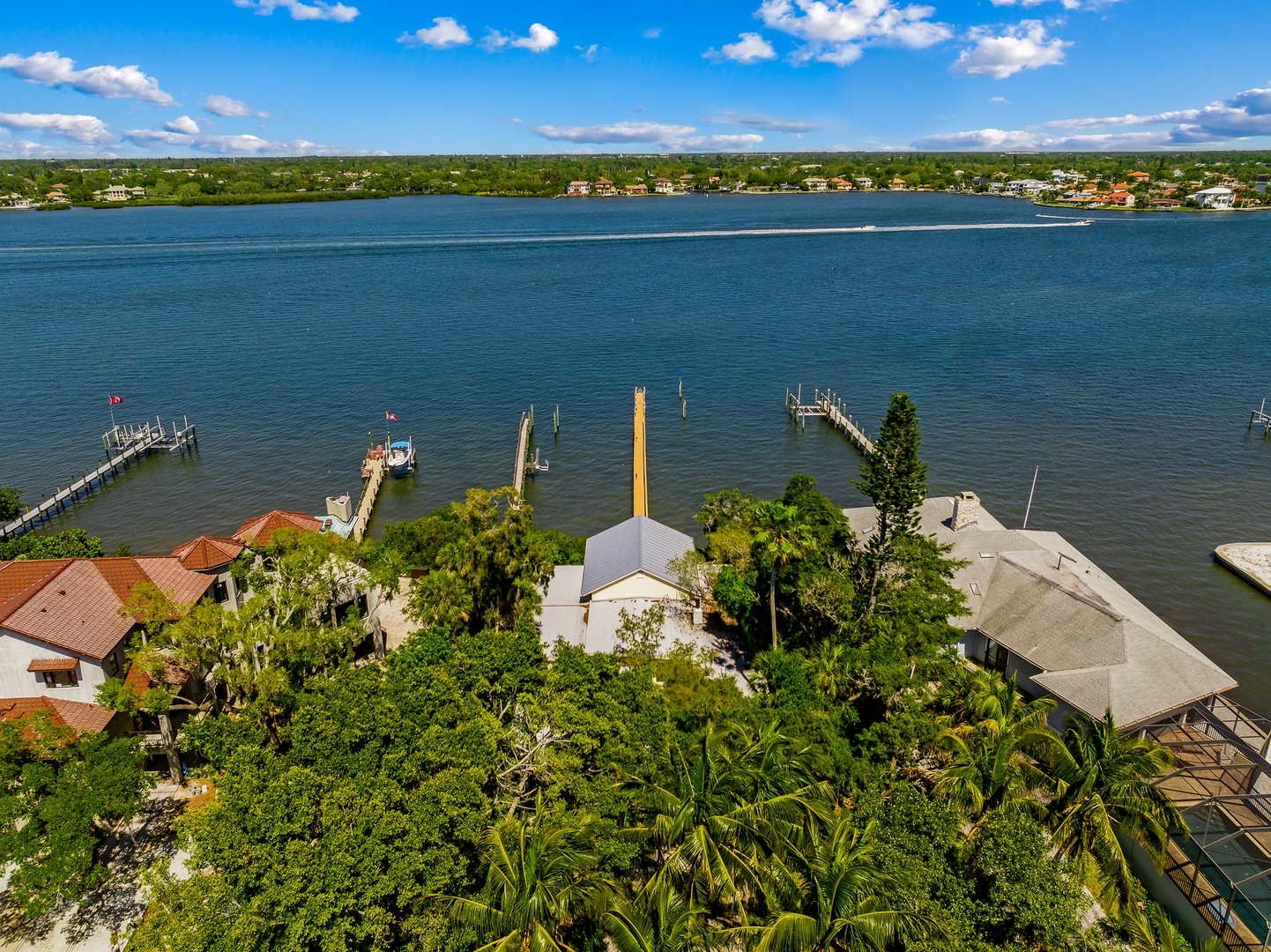 Bayside Bliss - Tropical Sand Accommodations