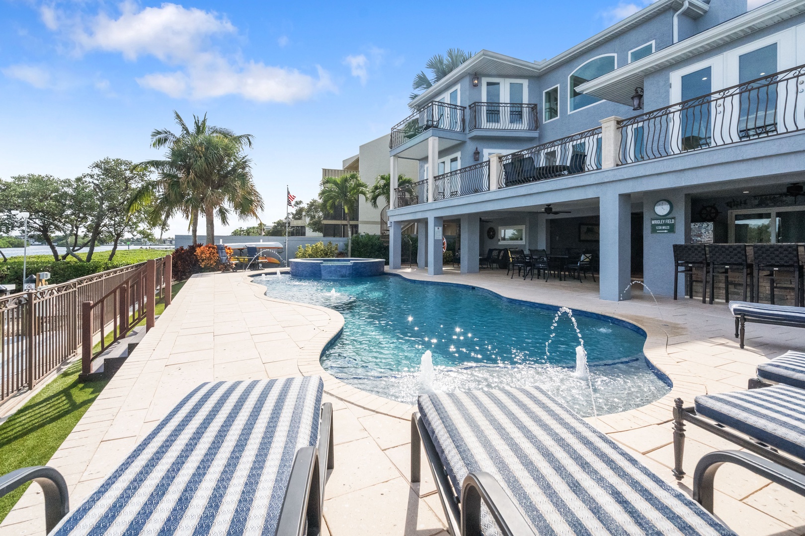 Private Pool and Spa