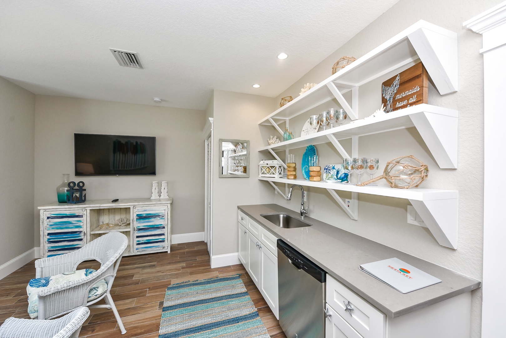 Living Room and Wet Bar - Dishwasher