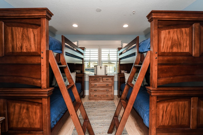 2nd Bunk Room - 2 Sets of Twin Bunk Beds