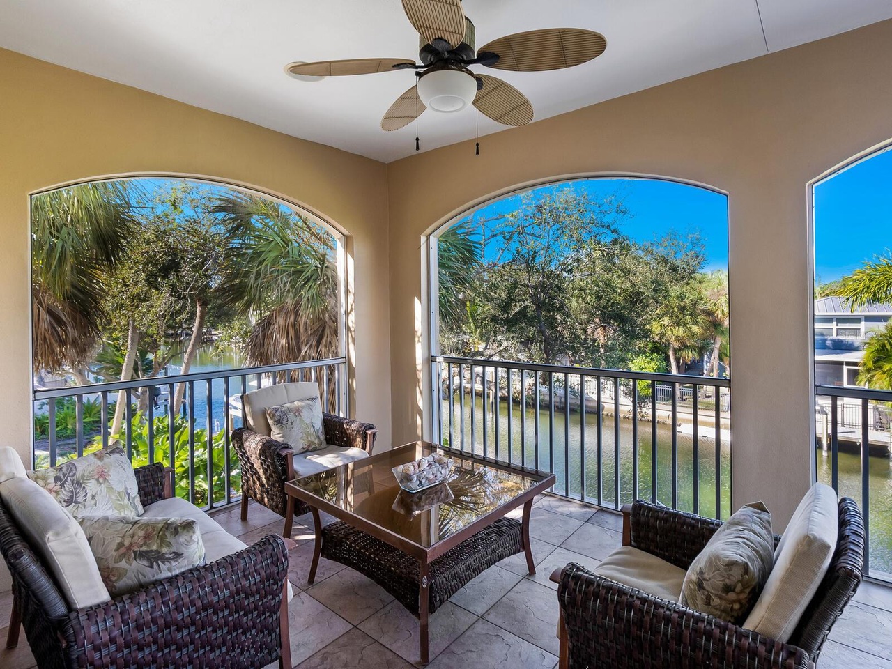 Treasure on the Canal by Siesta Luxury Rental Properties