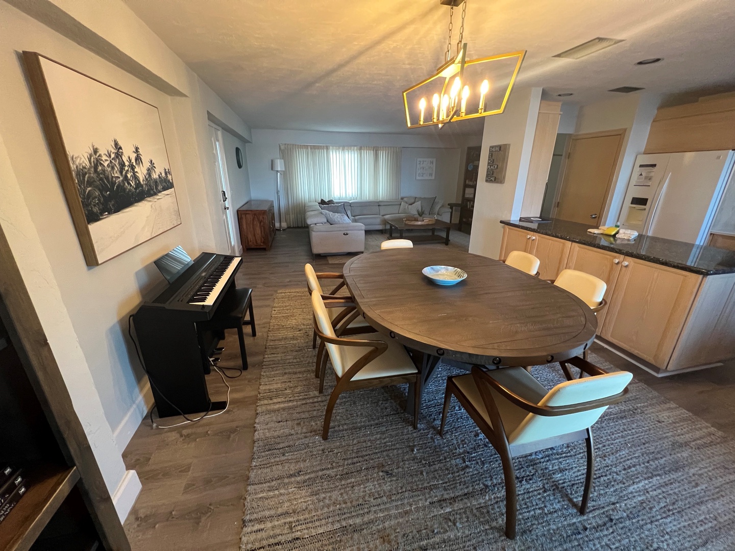 304 dining area new