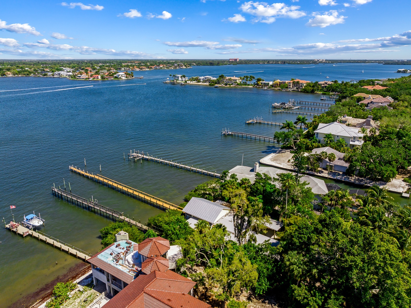 Bayside Bliss - Tropical Sand Accommodations