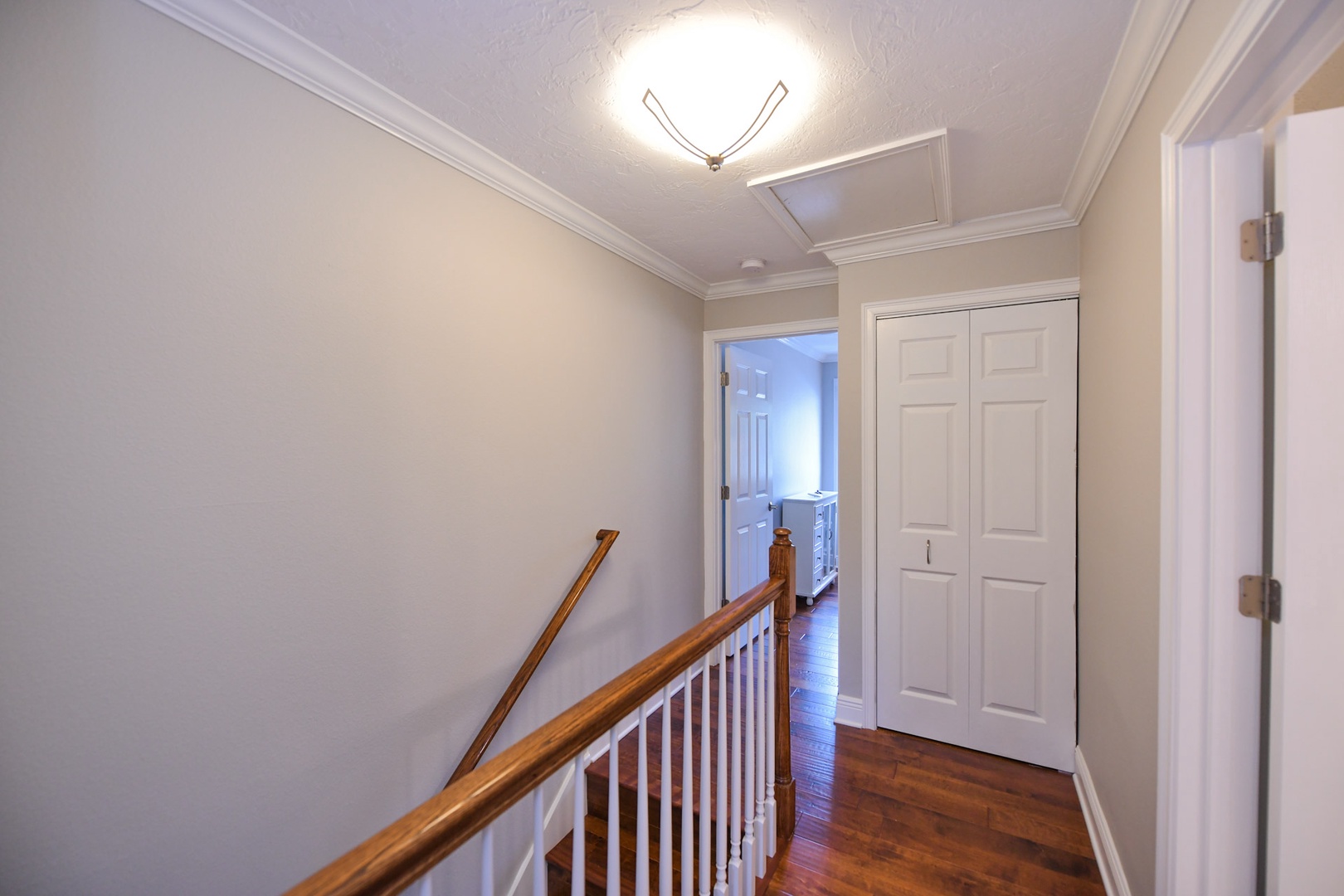 Hallway to the bedrooms