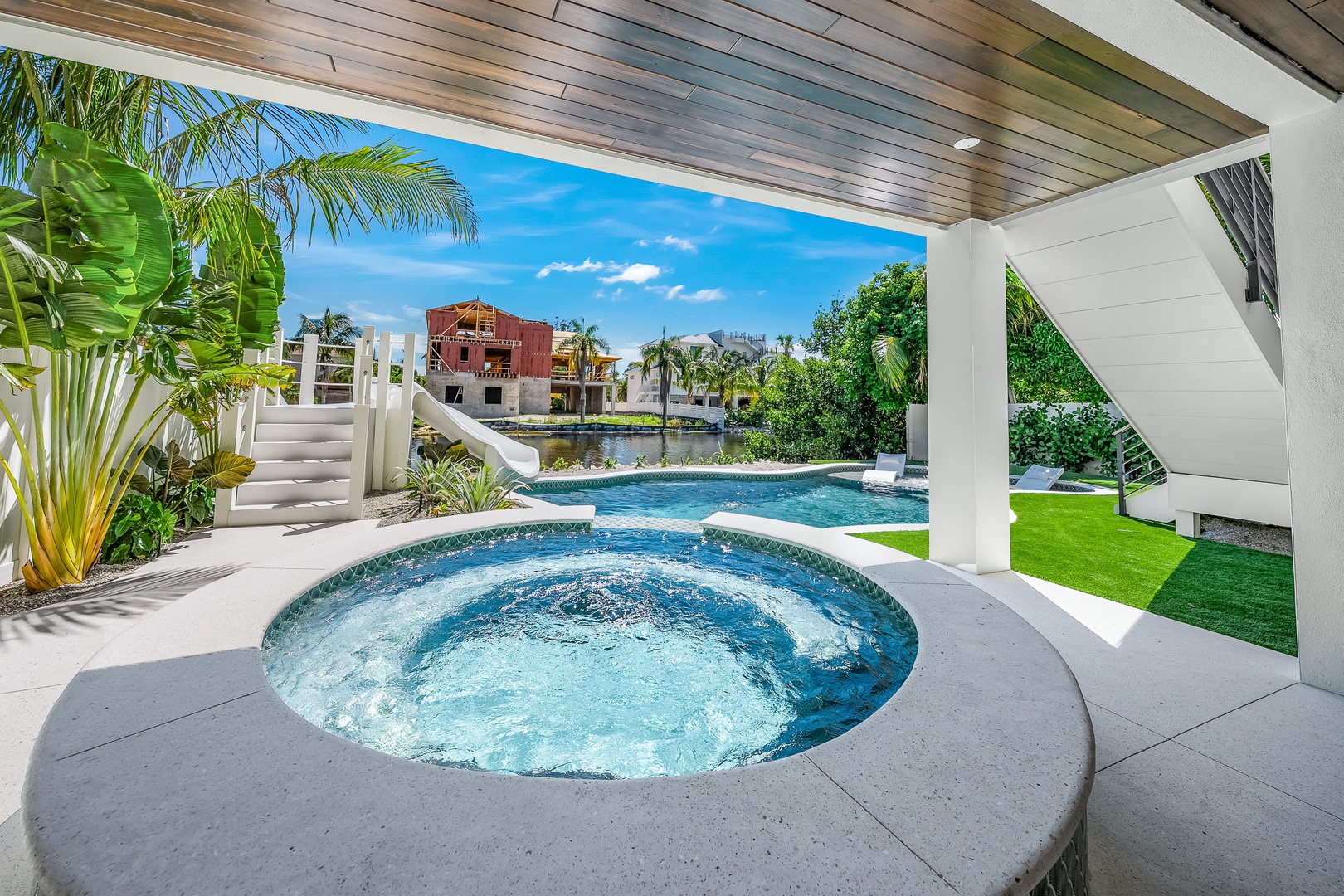 Siesta Serenity by Siesta Key Luxury Rental Properties