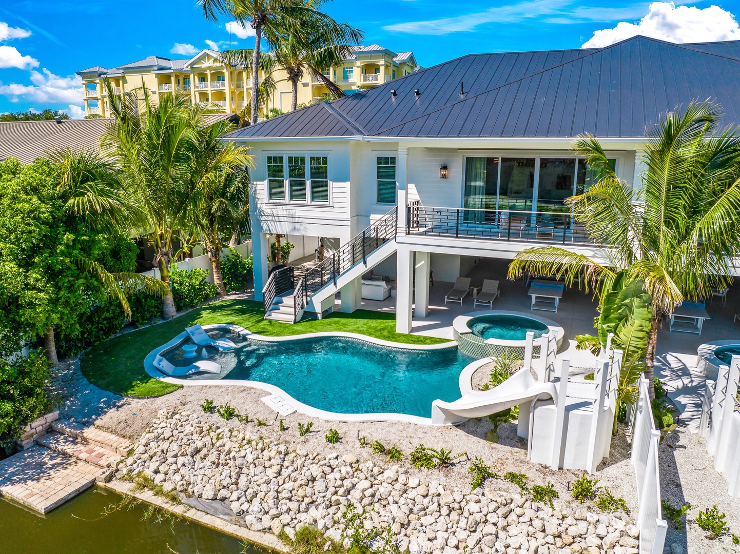 Siesta Serenity by Siesta Key Luxury Rental Properties