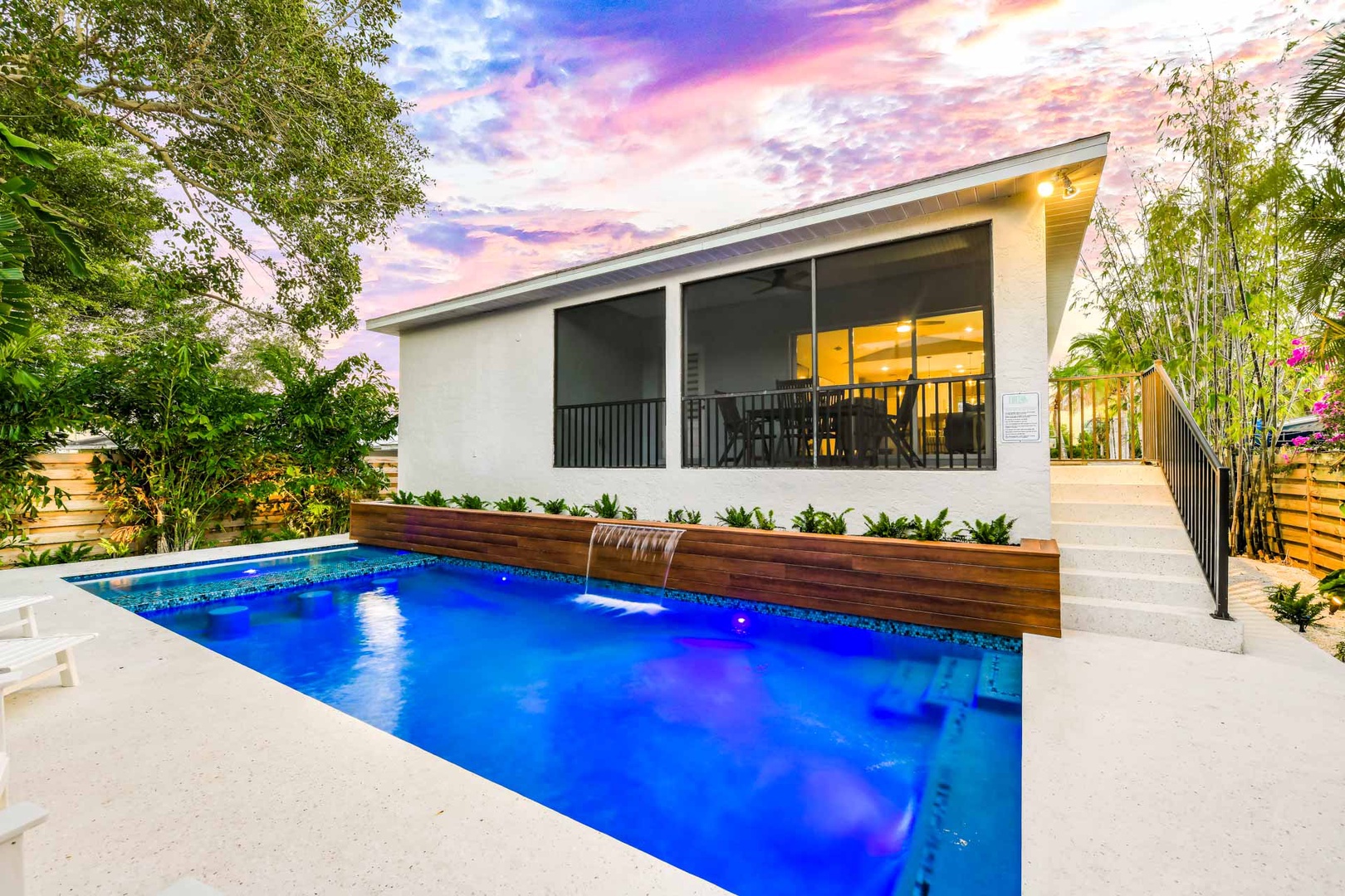 Private Heated Pool and Spa with Swim Up Bar Top