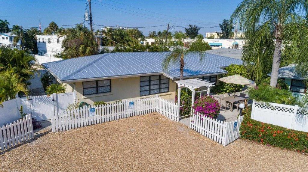 Casita West - Siesta Key Luxury Rental Properties