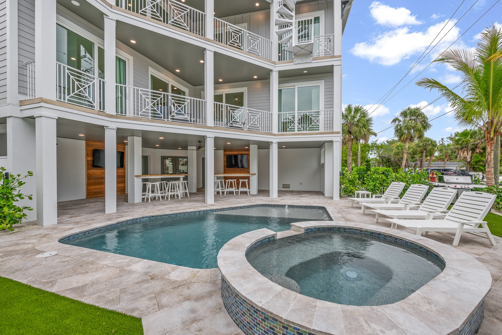 Courtyard Castle - By Siesta Key Luxury Rental Properties (24)