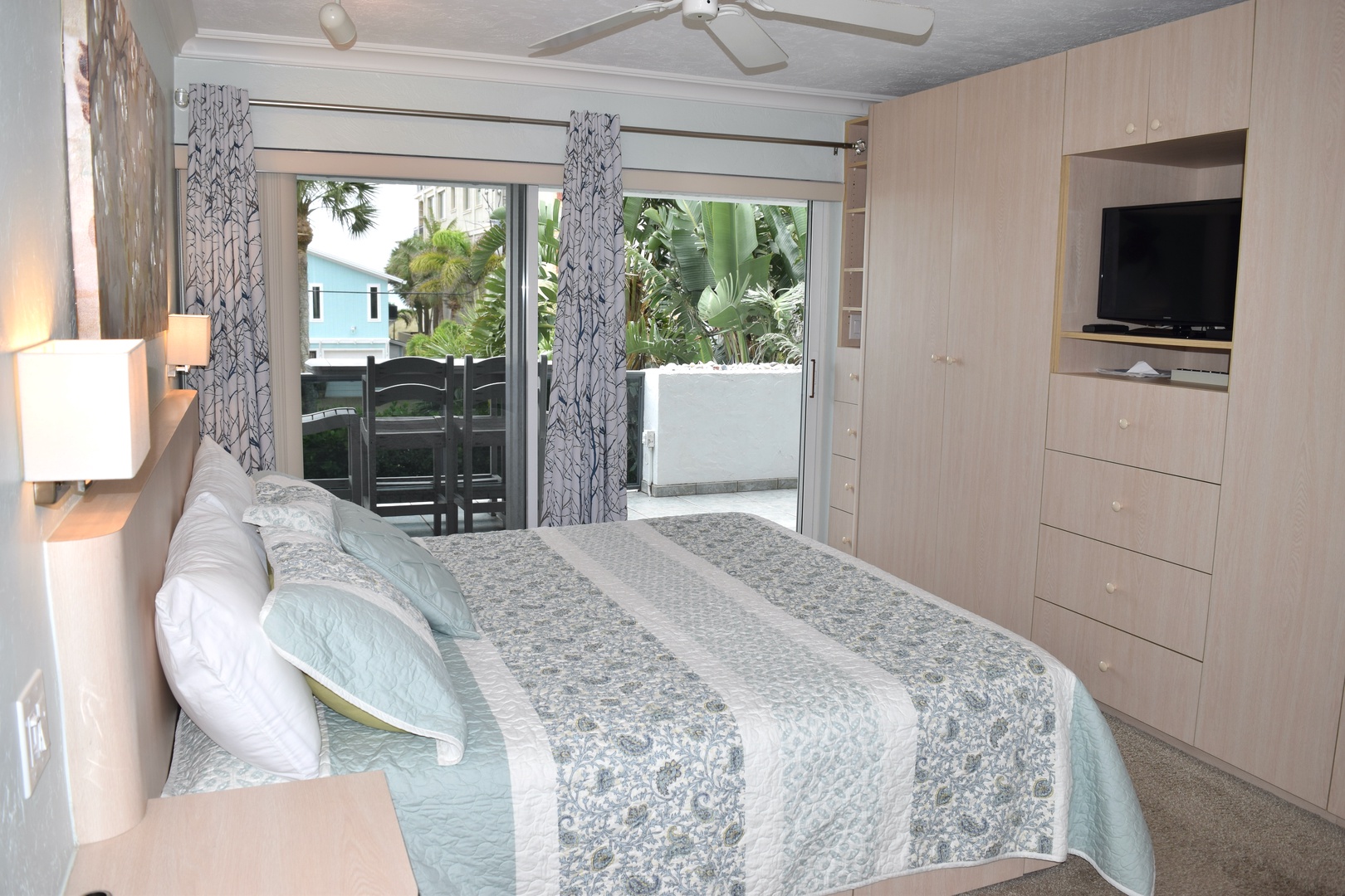 Tivoli By The Sea, Unit 201, by Tropical Sands Accommodations