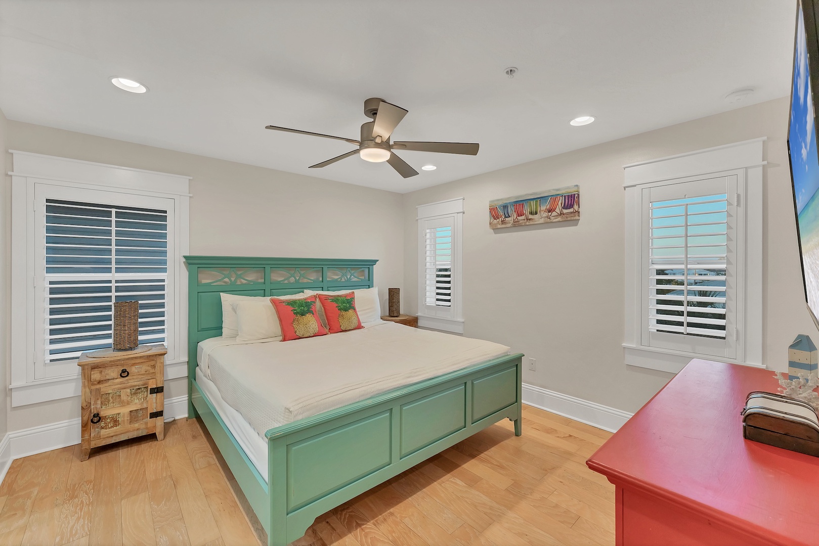 Fifth Bedroom, King