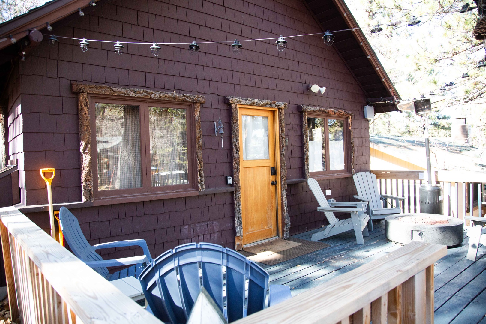 1930's classic cabin front view