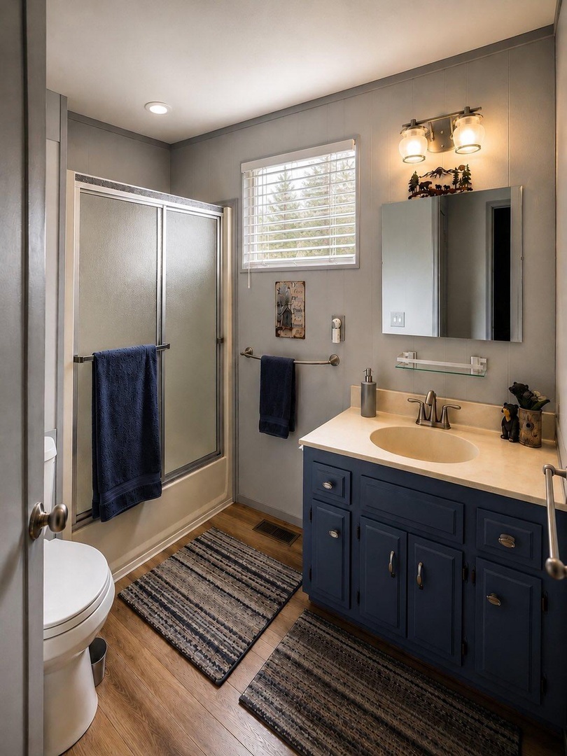 Full bathroom upstairs.