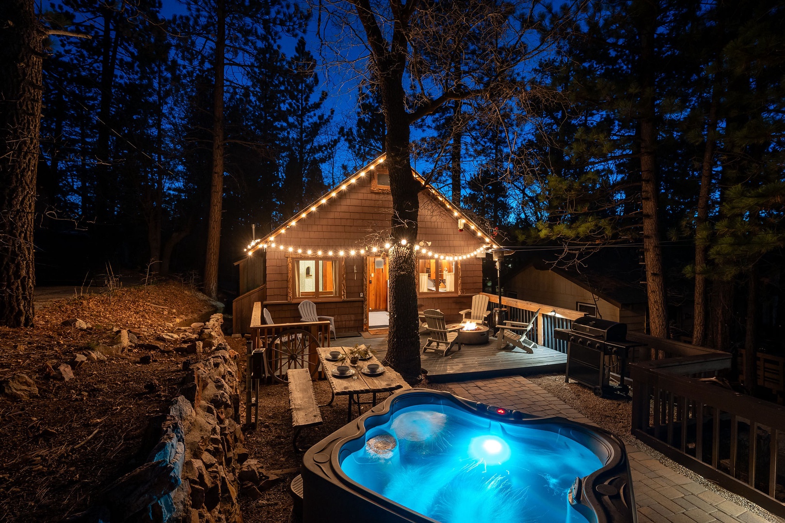 Velvet Cub Hideaway
