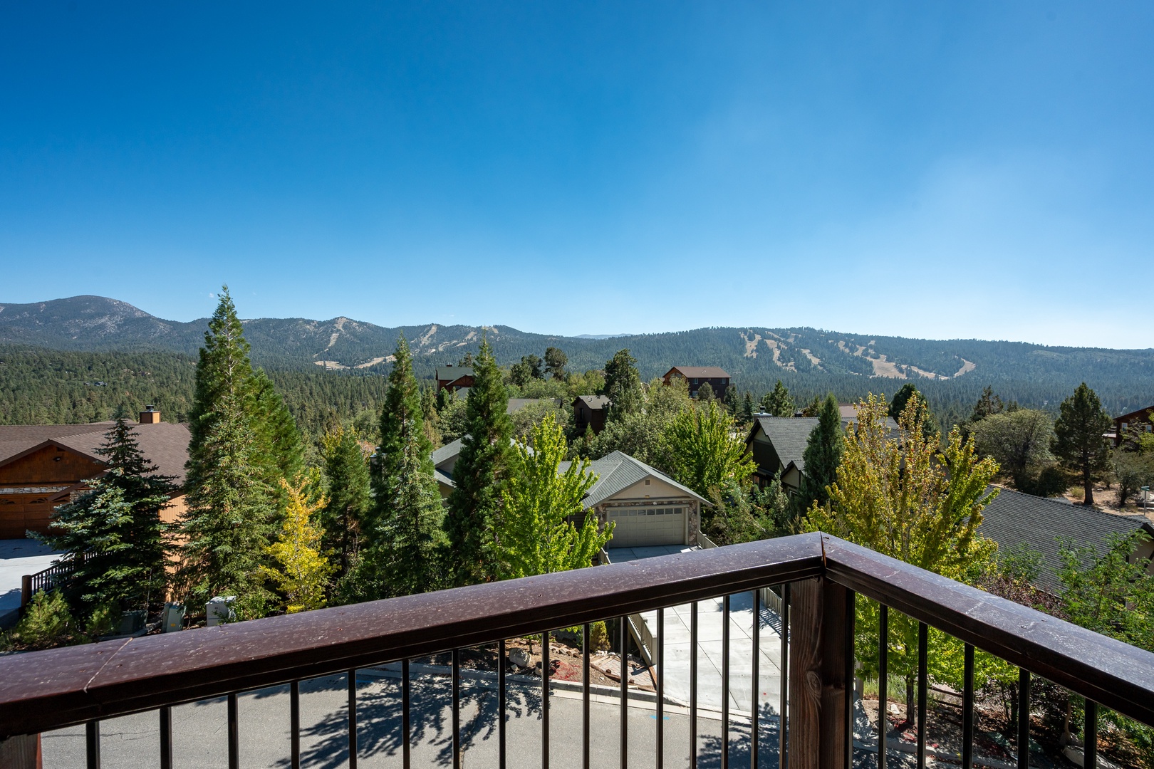 Stunning million-dollar views!
