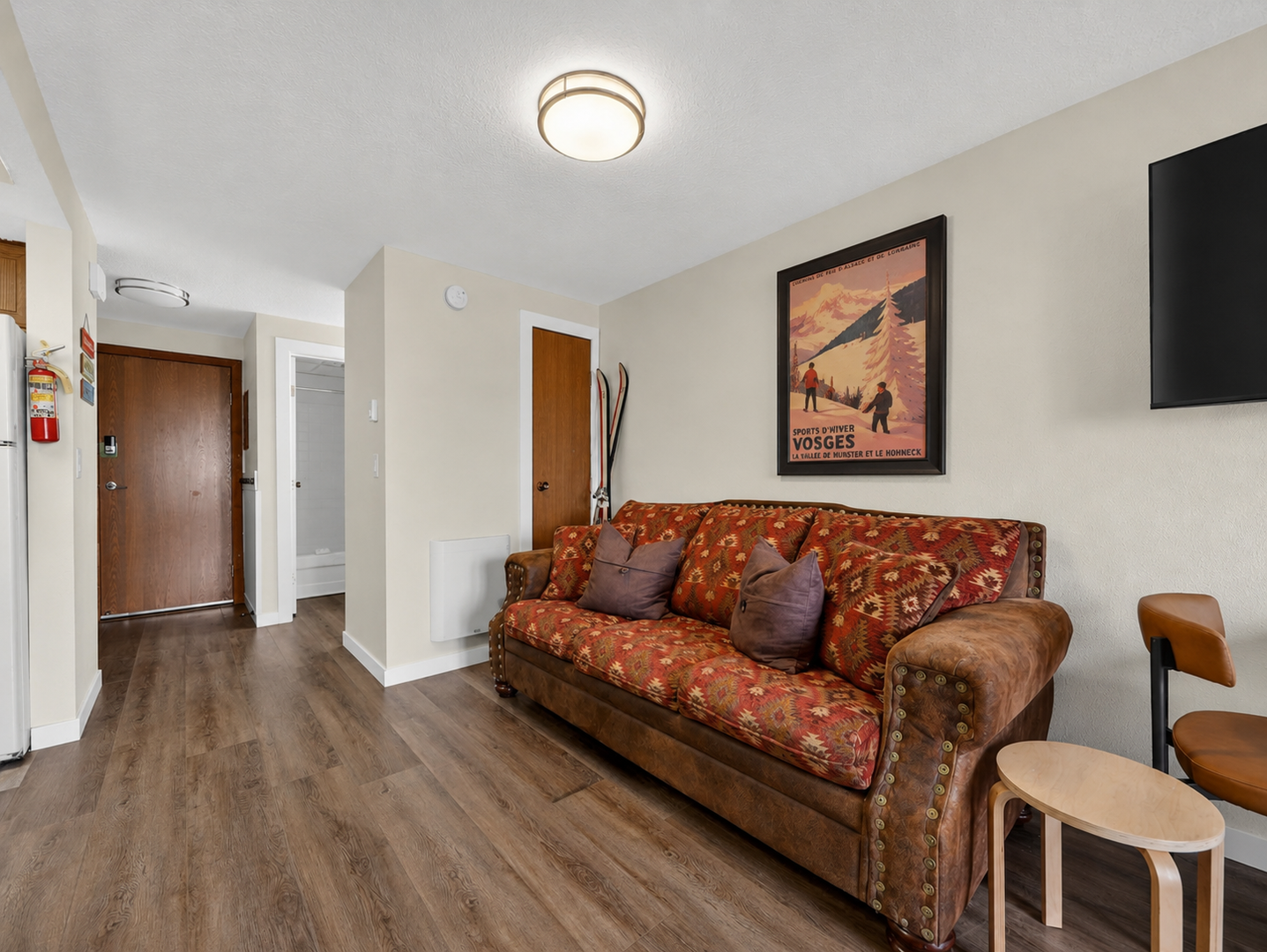Unwind in the cozy lounge area featuring ski-inspired décor and mountain charm