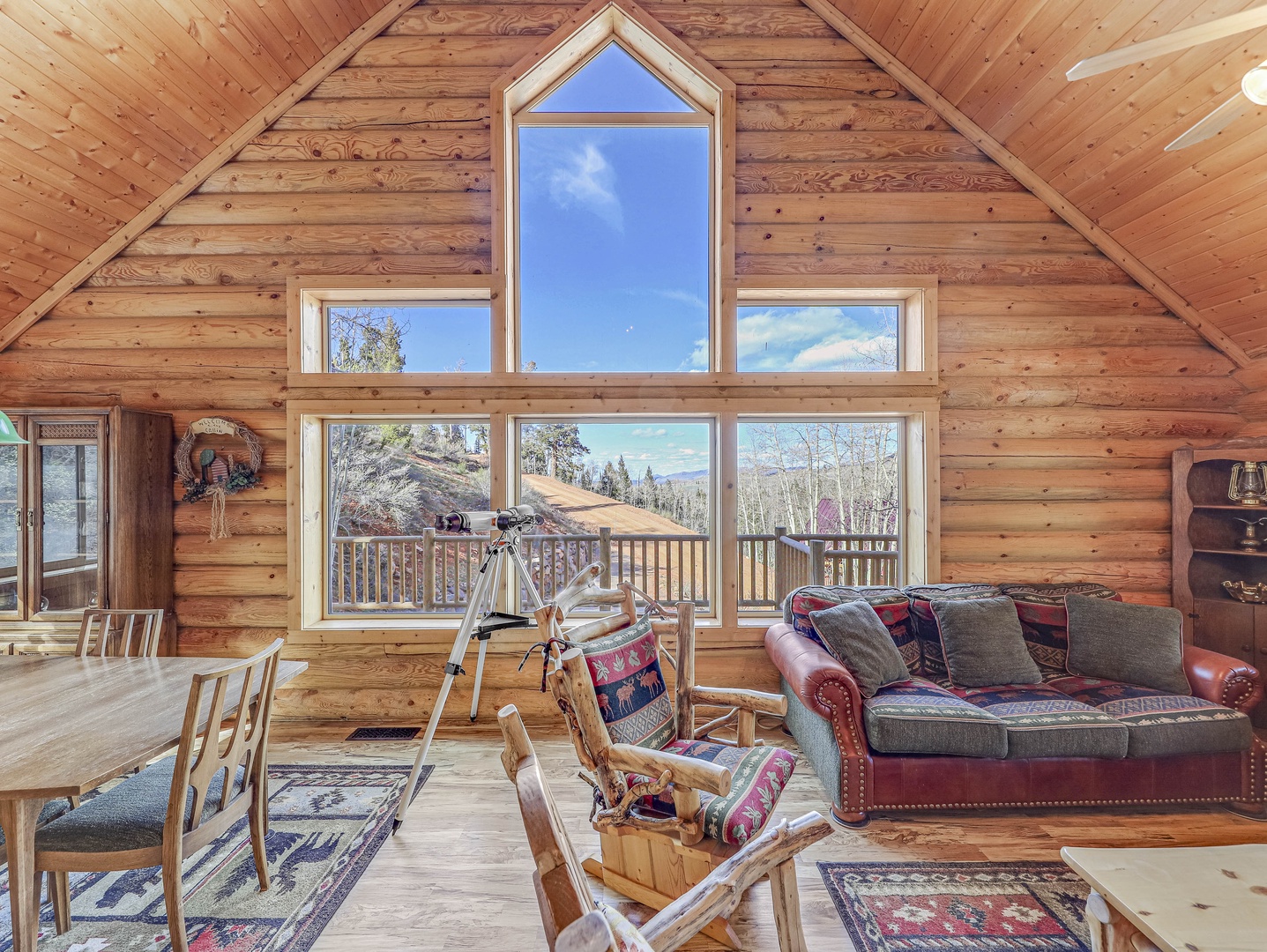 661 Pine Loft Cabin
