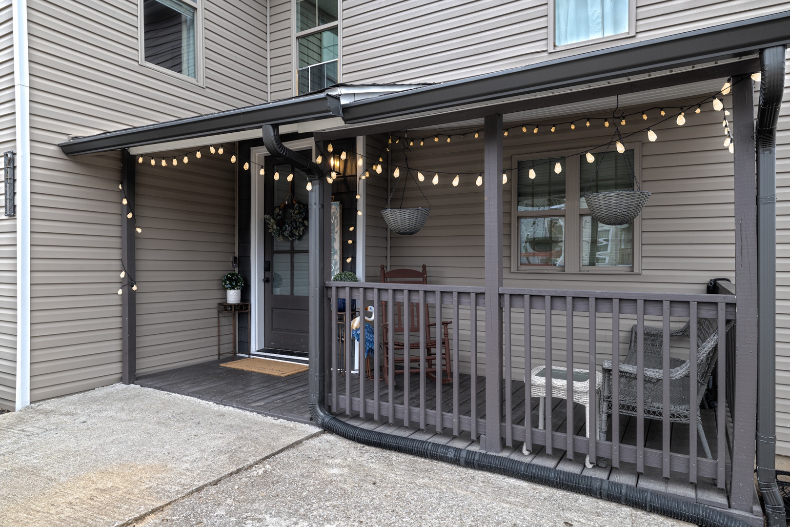 Exterior - Porch - 1 (1)