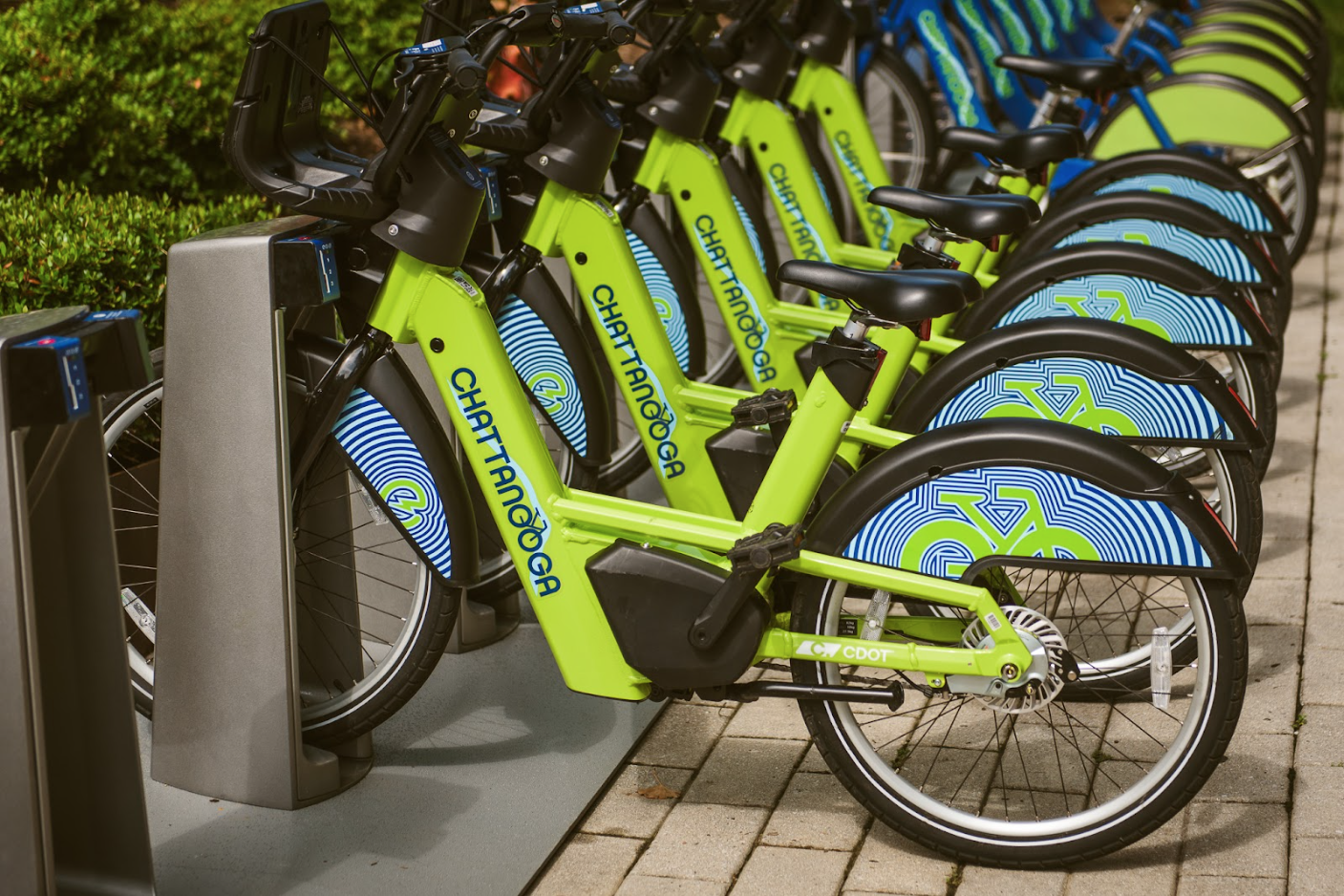 Rent an e-bike and explore Chattanooga’s riverwalk, parks, and downtown with ease.