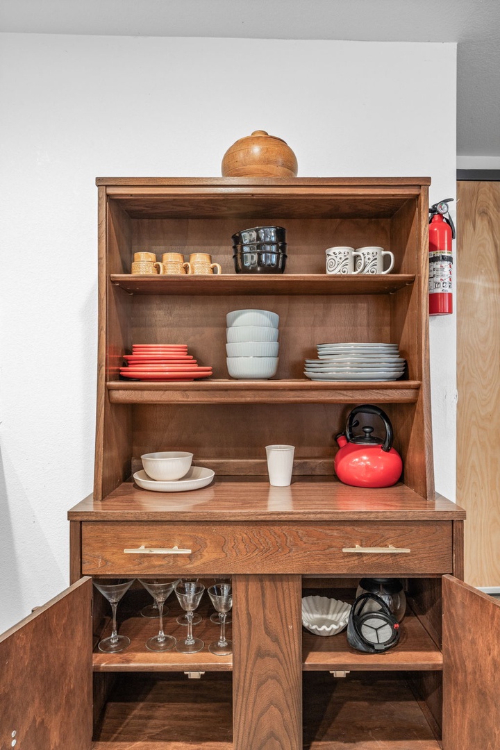 Your stylish wooden hutch stores dishes, bowls, and glassware beautifully, making meal prep and entertaining effortless.