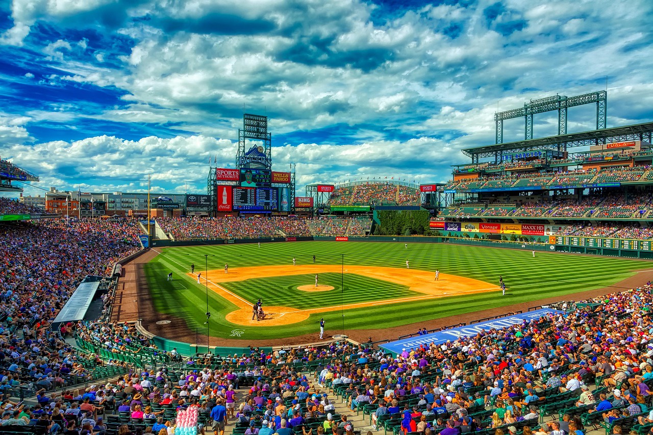 Major league baseball stadium showcases the area's exciting entertainment options and professional sports scene.