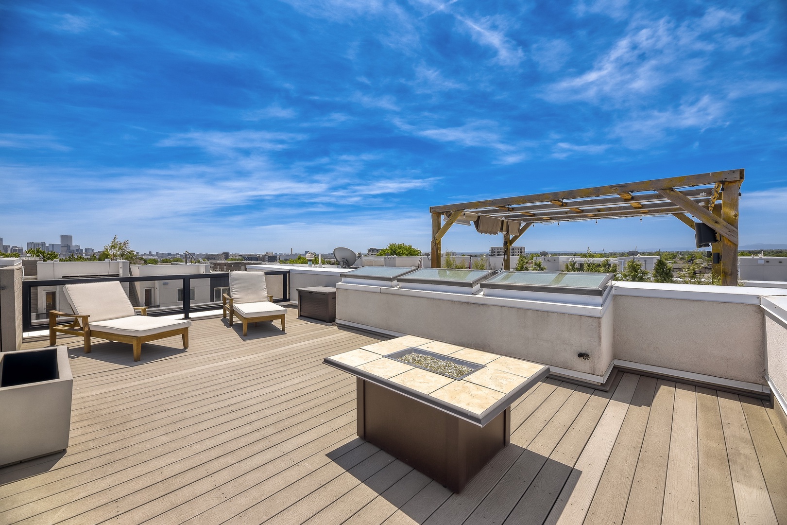 1731 King St Townhouse - Print Quality - 012 - 12 BalconyGood