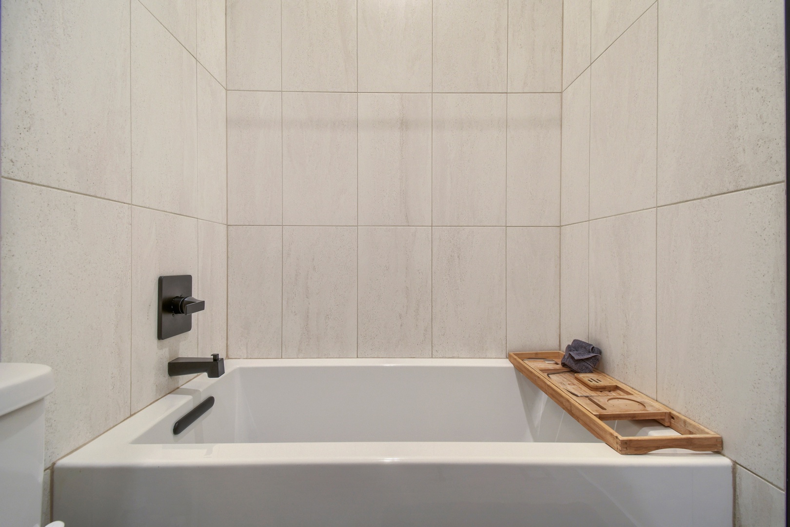 Slip into the modern soaking tub and let your worries dissolve in the warm, tranquil water after a day of adventure.