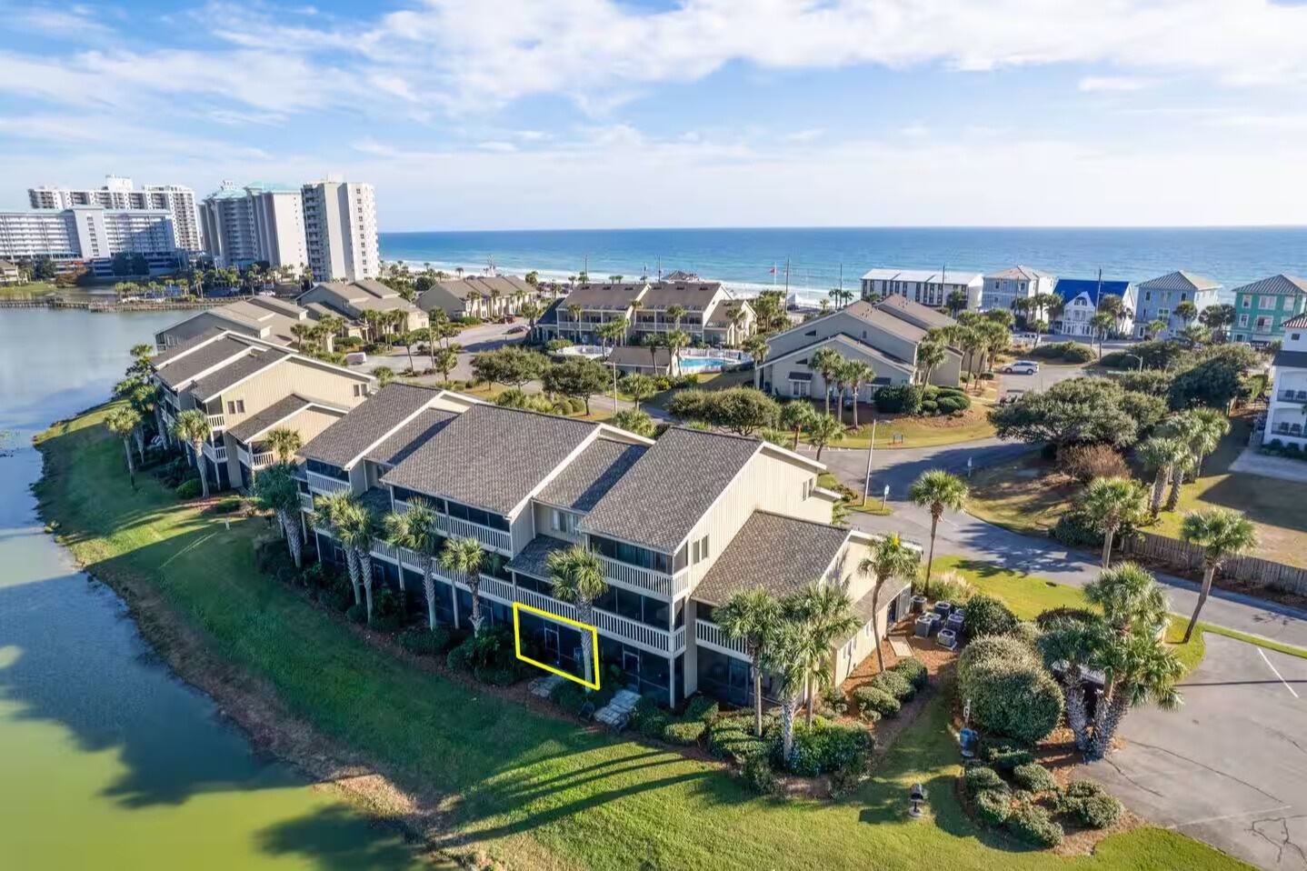 Close to the beach and views of the lake.