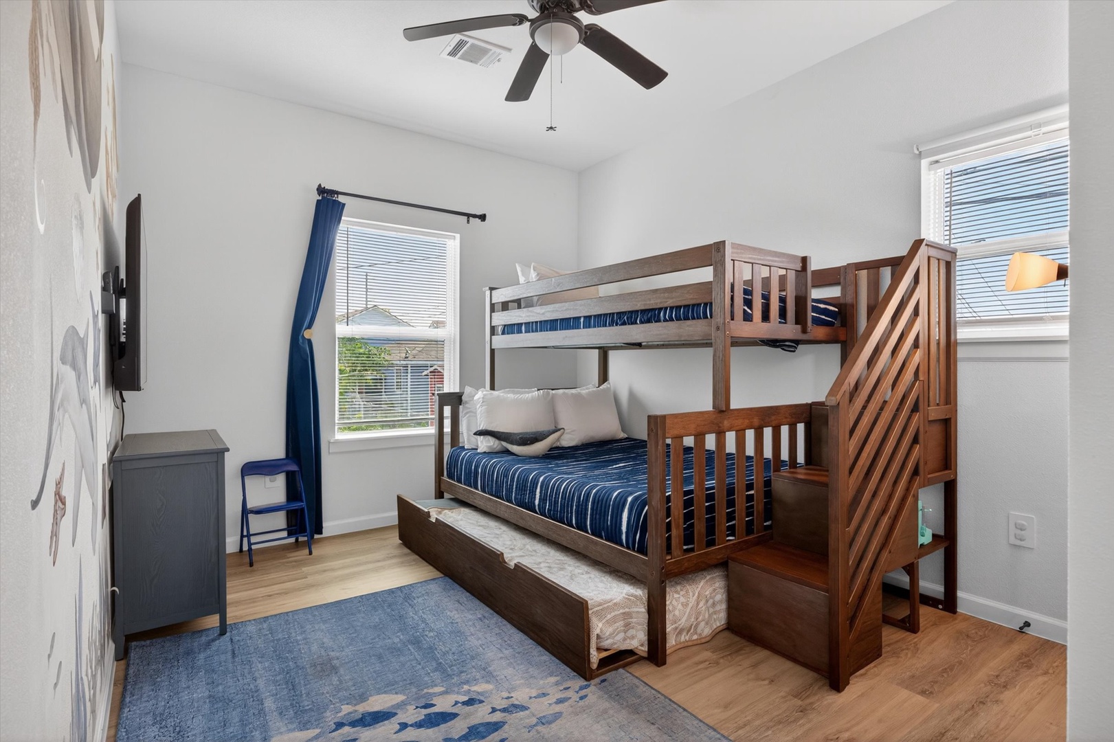 Kids’ bunk room perfect for shared family memories.