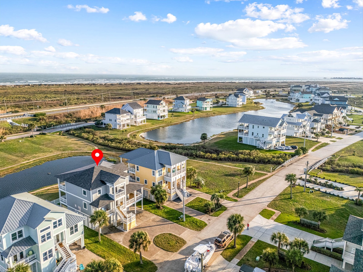 Vacation homes with private pond and easy beach access.